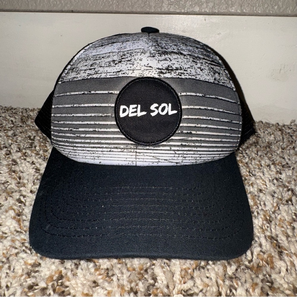 Del Sol UV Color Changing SnapBack - Picture 2 of 4